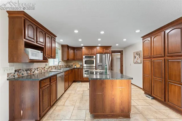 $800,000 | 11603 Bradshaw Road, Peyton, CO 80831