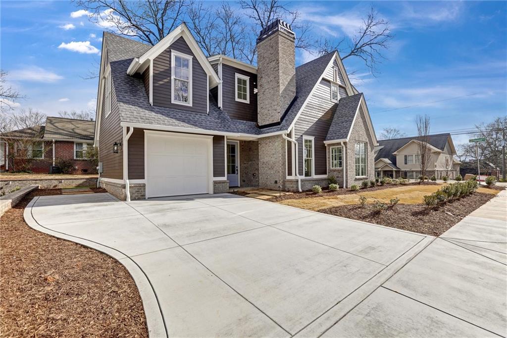 440 Ridgewood Avenue Gainesville, GA 30501 - Photo 5 of 54