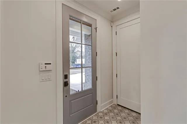 $895,000 | 440 Ridgewood Avenue, Gainesville, GA 30501