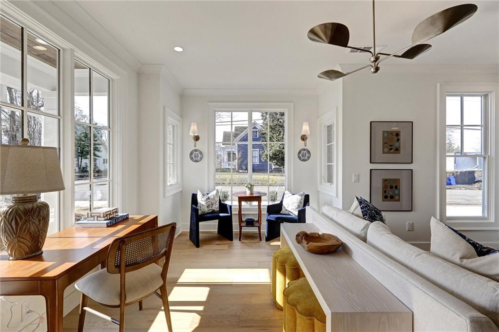 440 Ridgewood Avenue Gainesville, GA 30501 - Photo 7 of 54