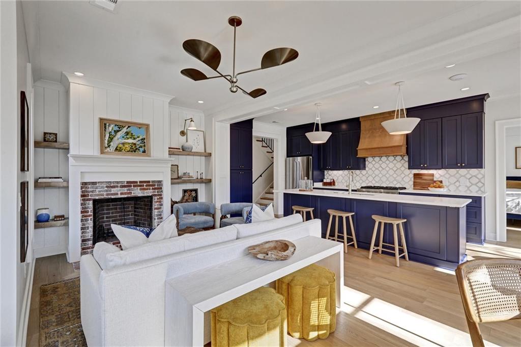 440 Ridgewood Avenue Gainesville, GA 30501 - Photo 8 of 54