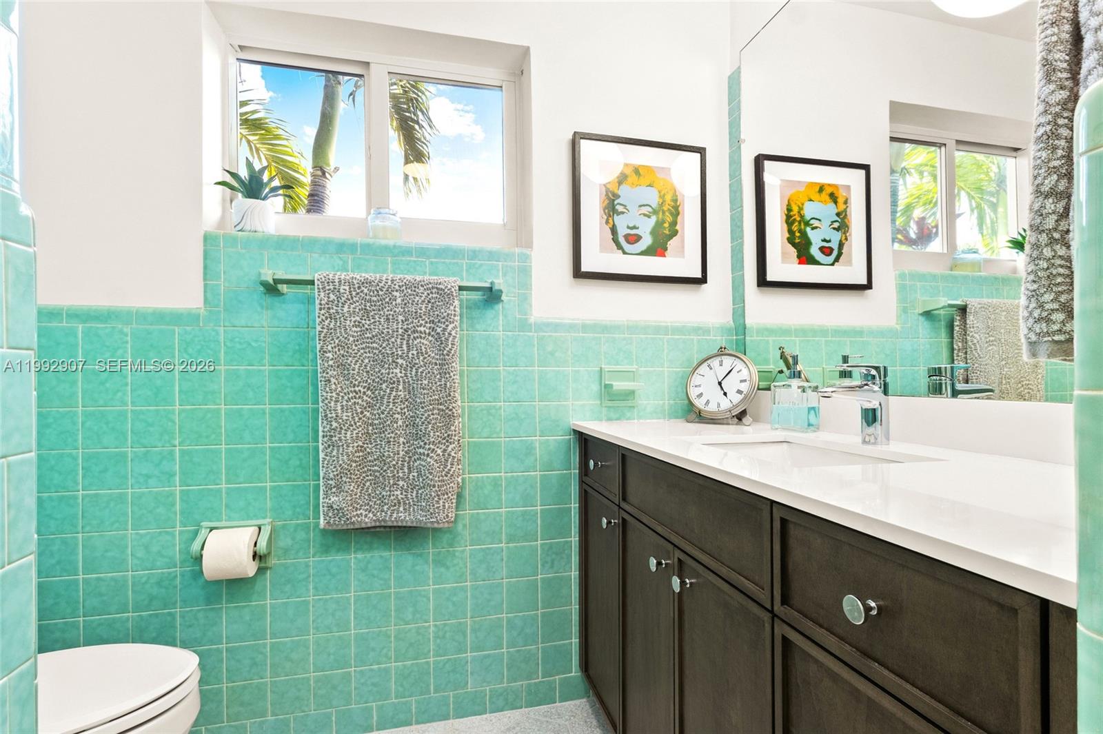 315 North 31st Road Hollywood, FL 33021 - Photo 14 of 26