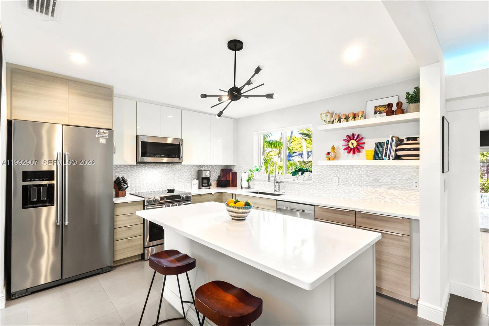 315 North 31st Road Hollywood, FL 33021 - Photo 8 of 26