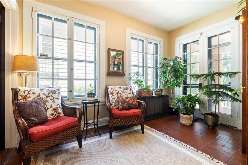 4375 Schenley Farms Terrace Pittsburgh, PA 15213 - Photo 12 of 44 a living room with furniture and a potted plant
