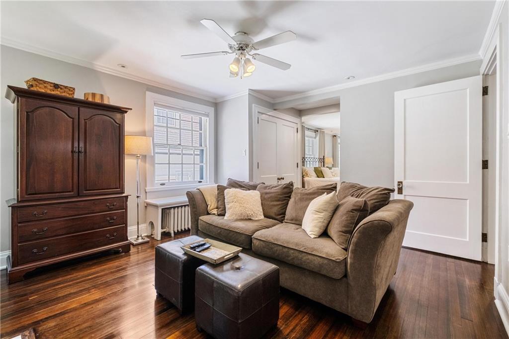 4375 Schenley Farms Terrace Pittsburgh, PA 15213 - Photo 23 of 44 a living room with furniture and wooden floor