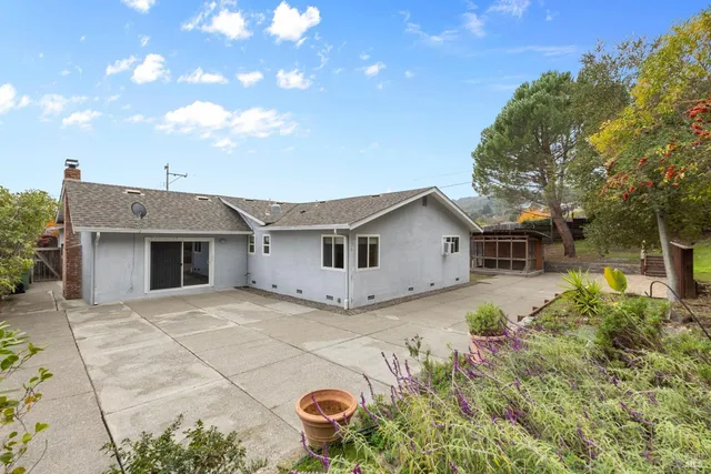 $4,995 | 700 Tamarack Drive, San Rafael, CA 94903