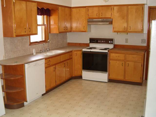 207 Ballard Road Jackson, MI 49201 - Photo 4 of 8 Photo 4