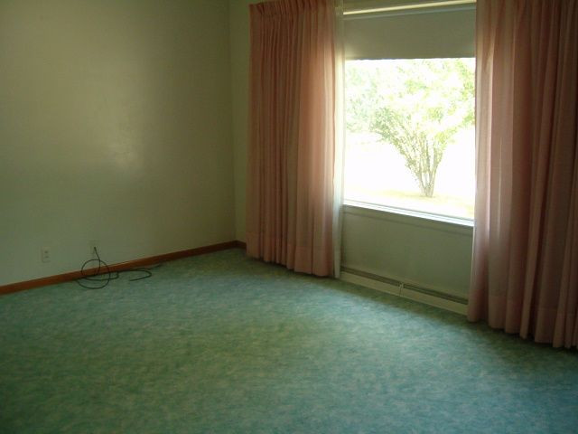 207 Ballard Road Jackson, MI 49201 - Photo 5 of 8 Photo 5