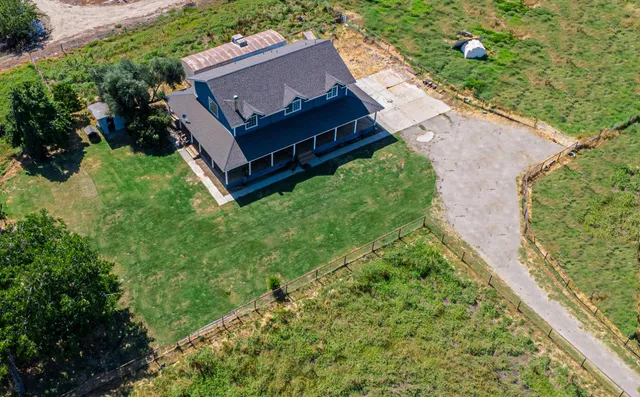 $1,030,000 | 7620 East Grayson Road, Hughson, CA 95326