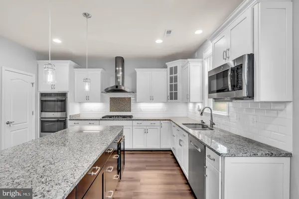 $1,289,990 | 40578 Sculpin Court, Aldie, VA 20105