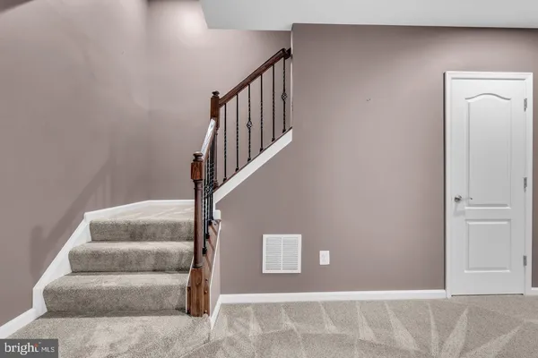 $1,289,990 | 40578 Sculpin Court, Aldie, VA 20105