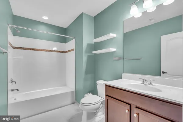 $1,289,990 | 40578 Sculpin Court, Aldie, VA 20105