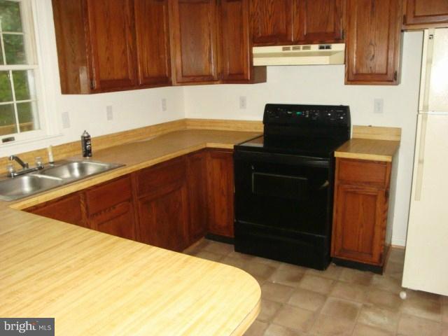 1477 Hillandale Road Front Royal, VA 22630 - Photo 7 of 12 Kitchen