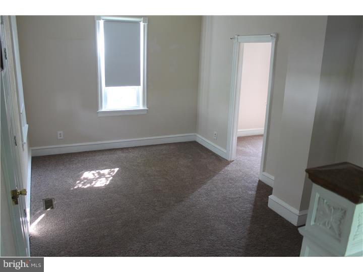 223 West Nicholson Road Audubon, NJ 08106 - Photo 10 of 10 Living Room