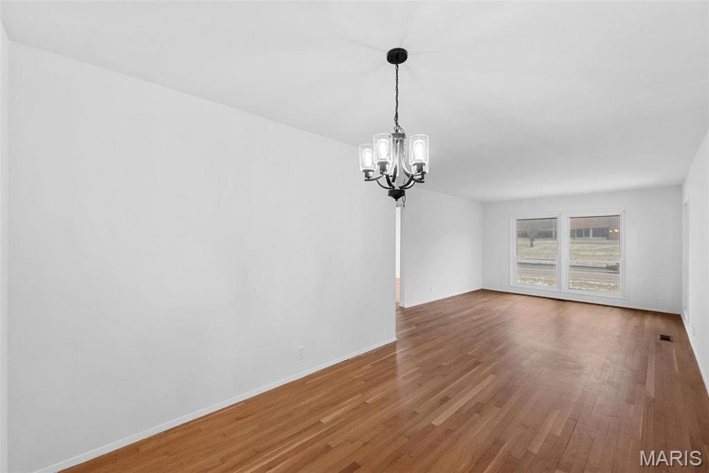3005 Parker Road Florissant, MO 63033 - Photo 12 of 36 Gallery Image 12