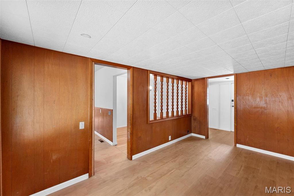 3005 Parker Road Florissant, MO 63033 - Photo 7 of 36 Gallery Image 7