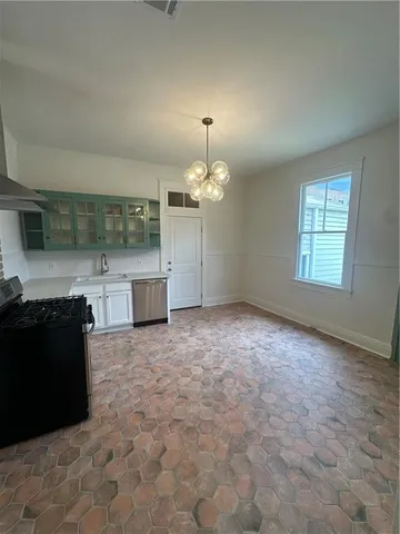 $1,800 | 501 Dufossat Street, New Orleans, LA 70115