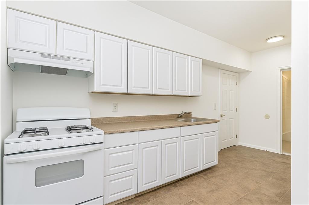 262 Maine Avenue Staten Island, NY 10314 - Photo 11 of 12