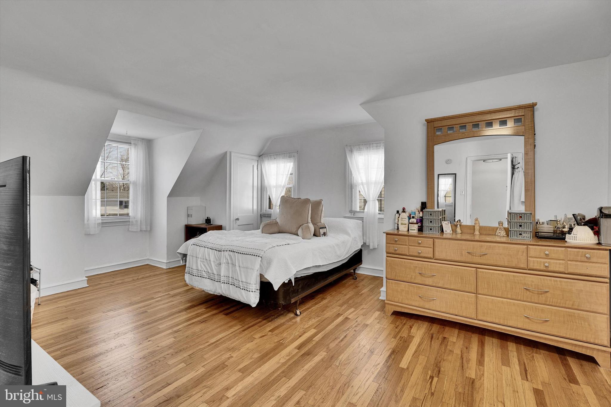 13497 Trevose Road Philadelphia, PA 19116 - Photo 30 of 34 Gallery Image 30