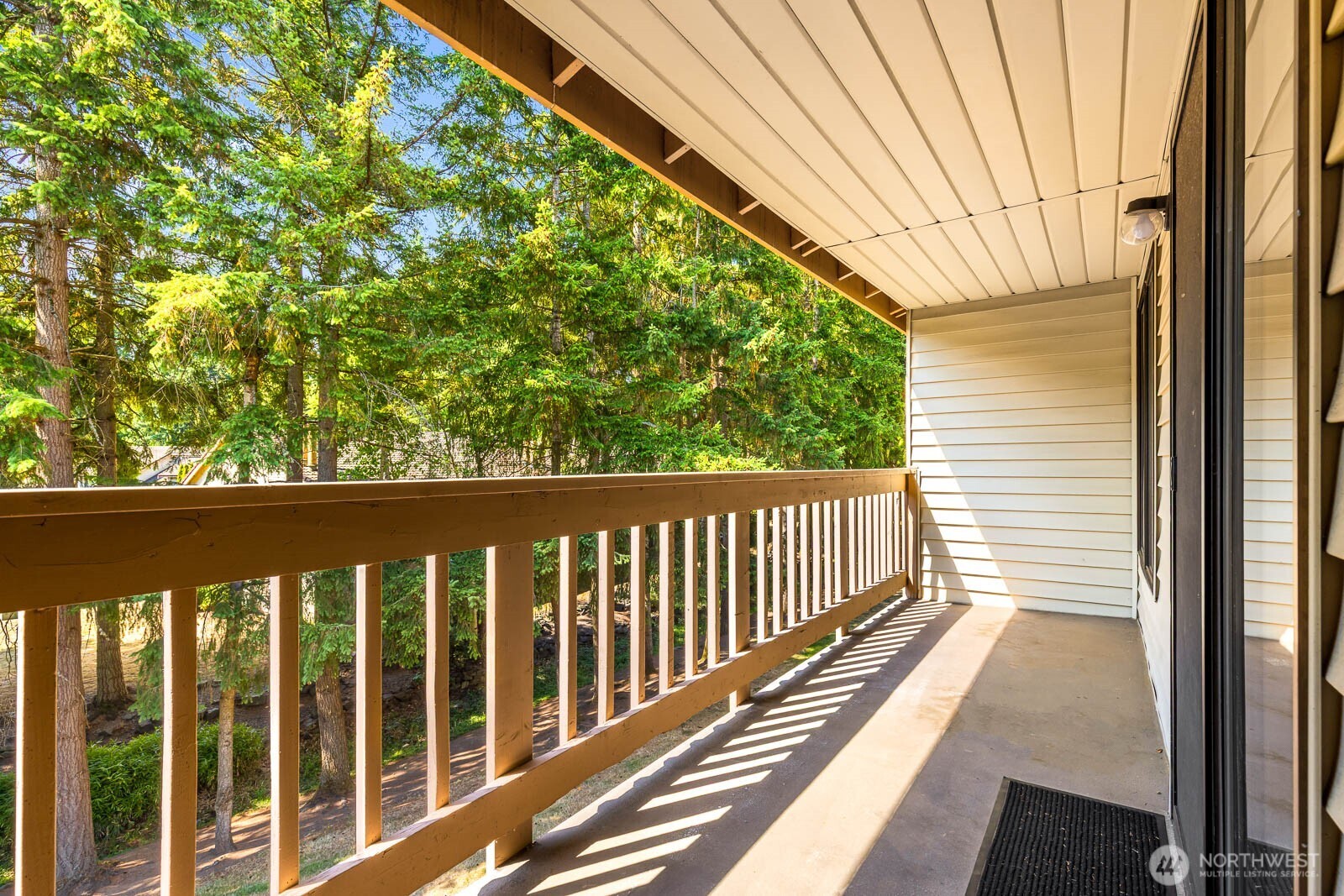 17425 119th Lane Southeast, Unit D30 Renton, WA 98058 - Photo 3 of 19