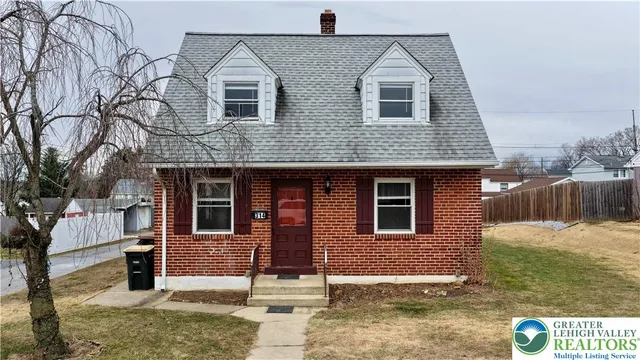 $2,100 | 314 6th Street, Whitehall, PA 18052