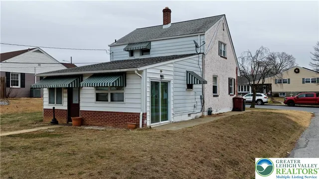 $2,100 | 314 6th Street, Whitehall, PA 18052