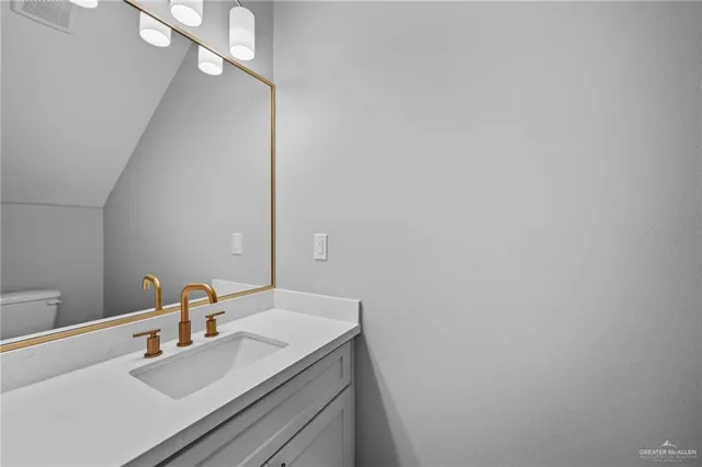 $325,000 | 818 South Bicentennial Boulevard, McAllen, TX 78501