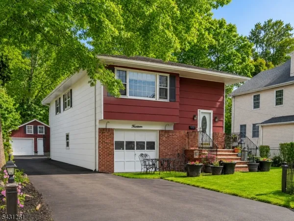 $750,000 | 14 Green Street, Morristown, NJ 07960