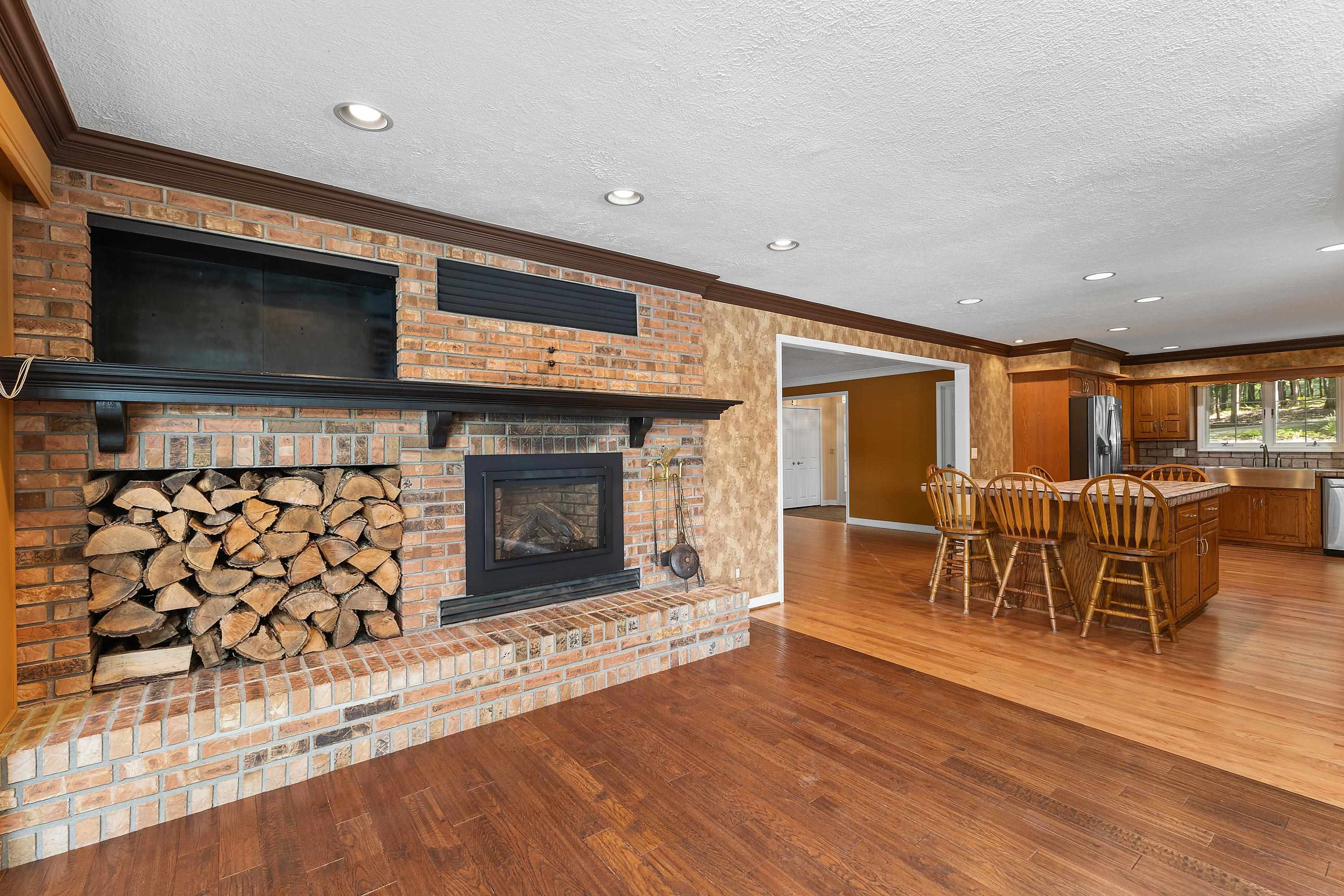 3708 Harolds Road Traverse City, MI 49696 - Photo 21 of 37 1925344-ea4ded38-3db2-4241-843b-6d6d613ecf25.JPG