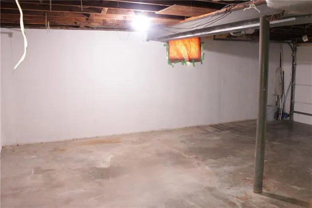 $215,000 | 8416 East 92 Place, Kansas City, MO 64138