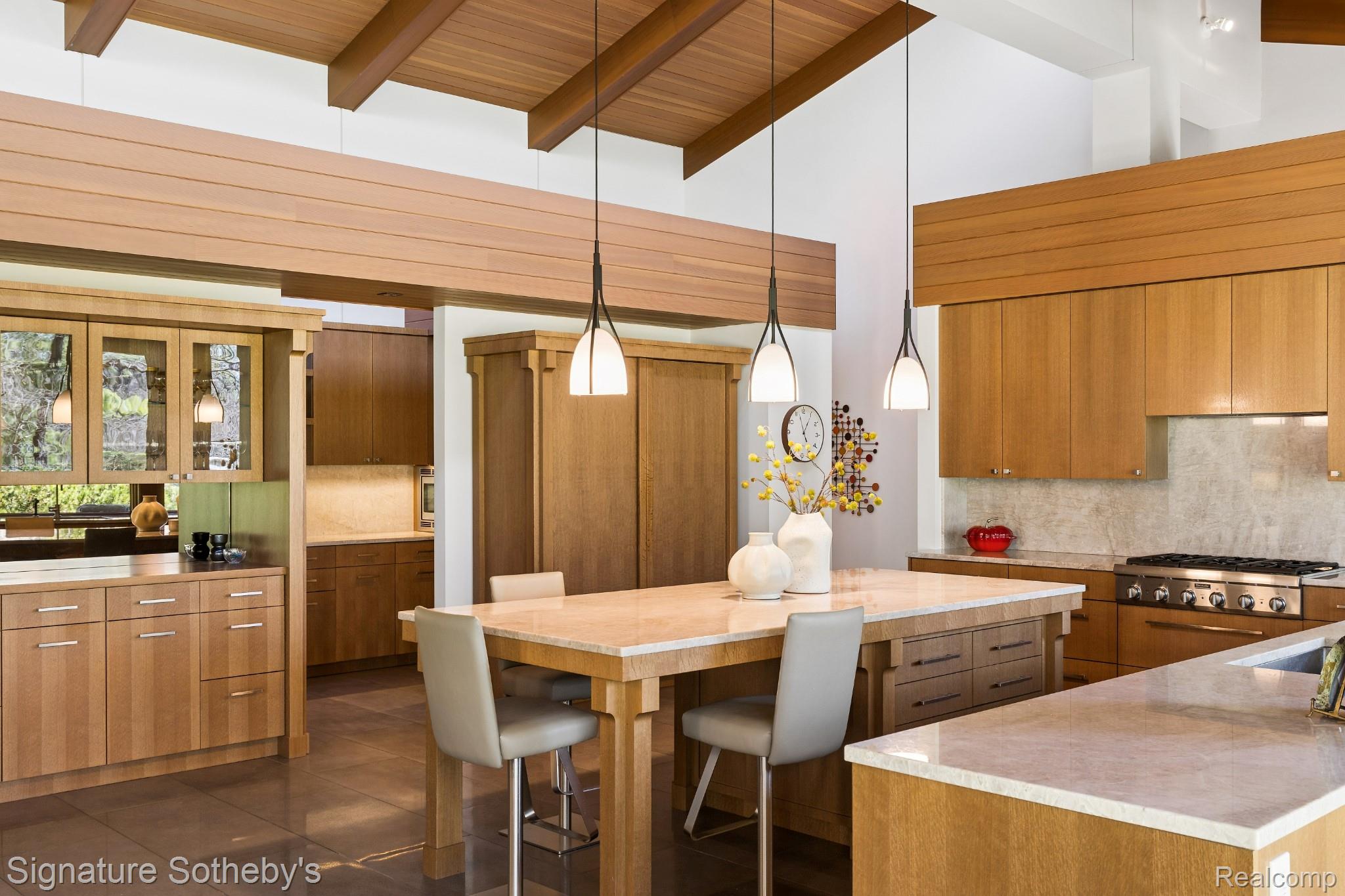5051 Beach Road Troy, MI 48098 - Photo 12 of 52 Beach (37).jpg