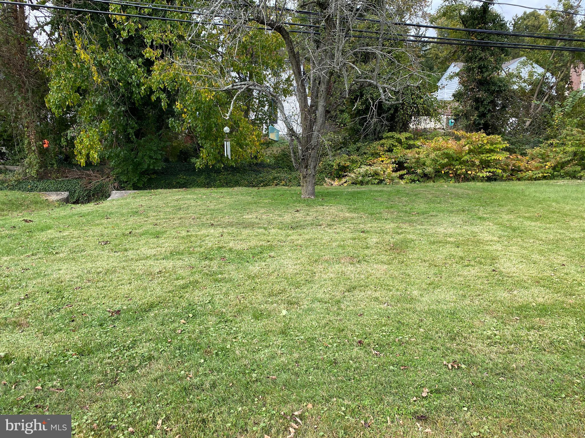 578 Wanamaker Road Jenkintown, PA 19046 - Photo 34 of 42 Backyard