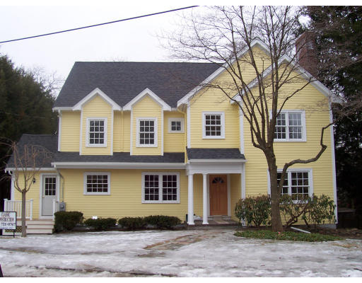 7 Robinhood Road Winchester, MA 01890 - Photo 1 of 2 Gallery Image 1