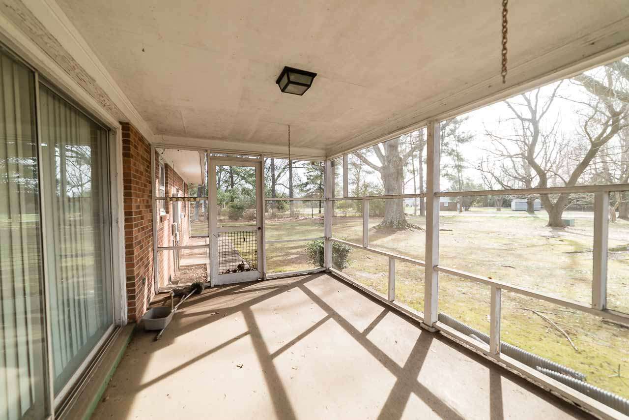 1503 West Rutledge Avenue Gaffney, SC 29341 - Photo 30 of 33
