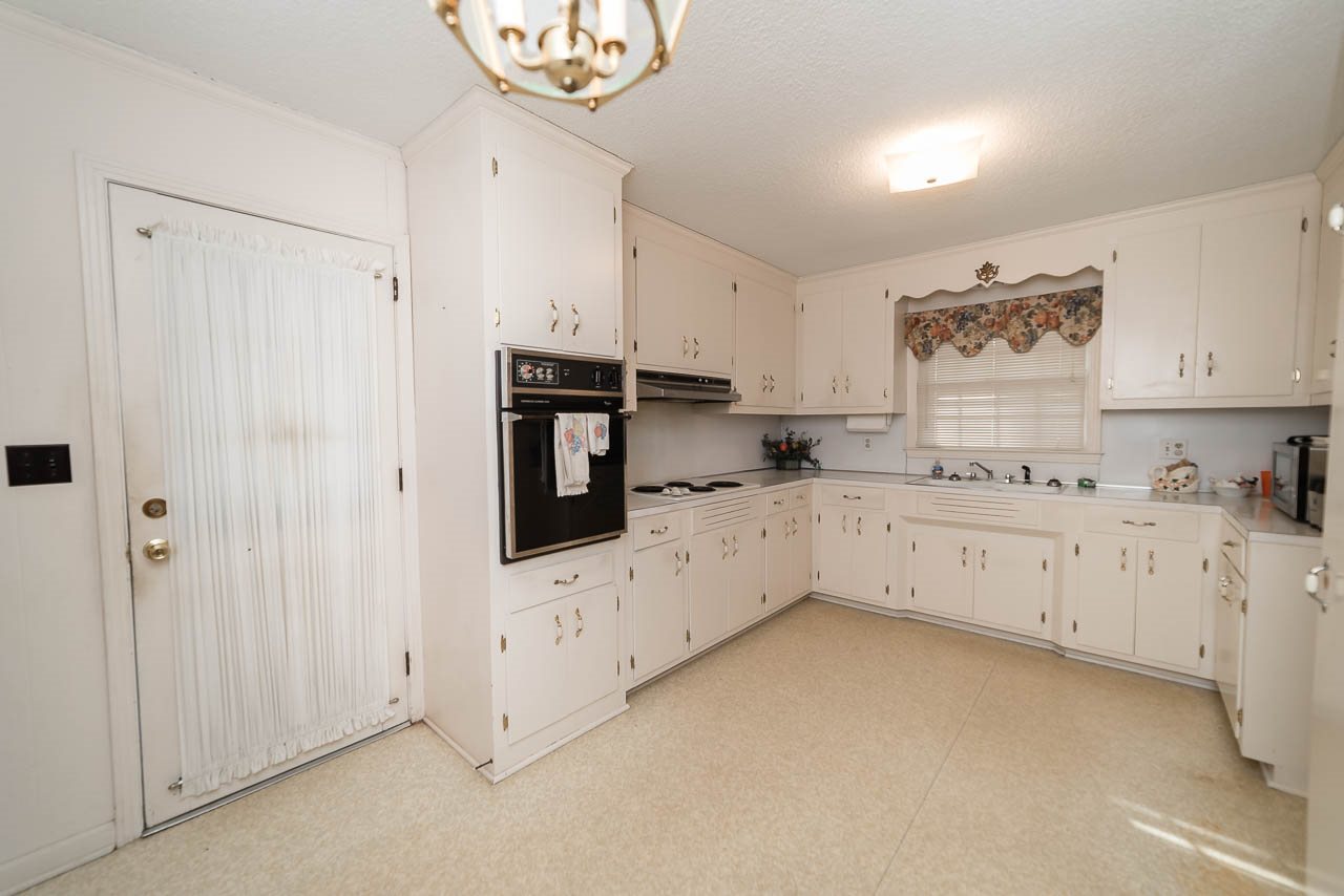 1503 West Rutledge Avenue Gaffney, SC 29341 - Photo 32 of 33