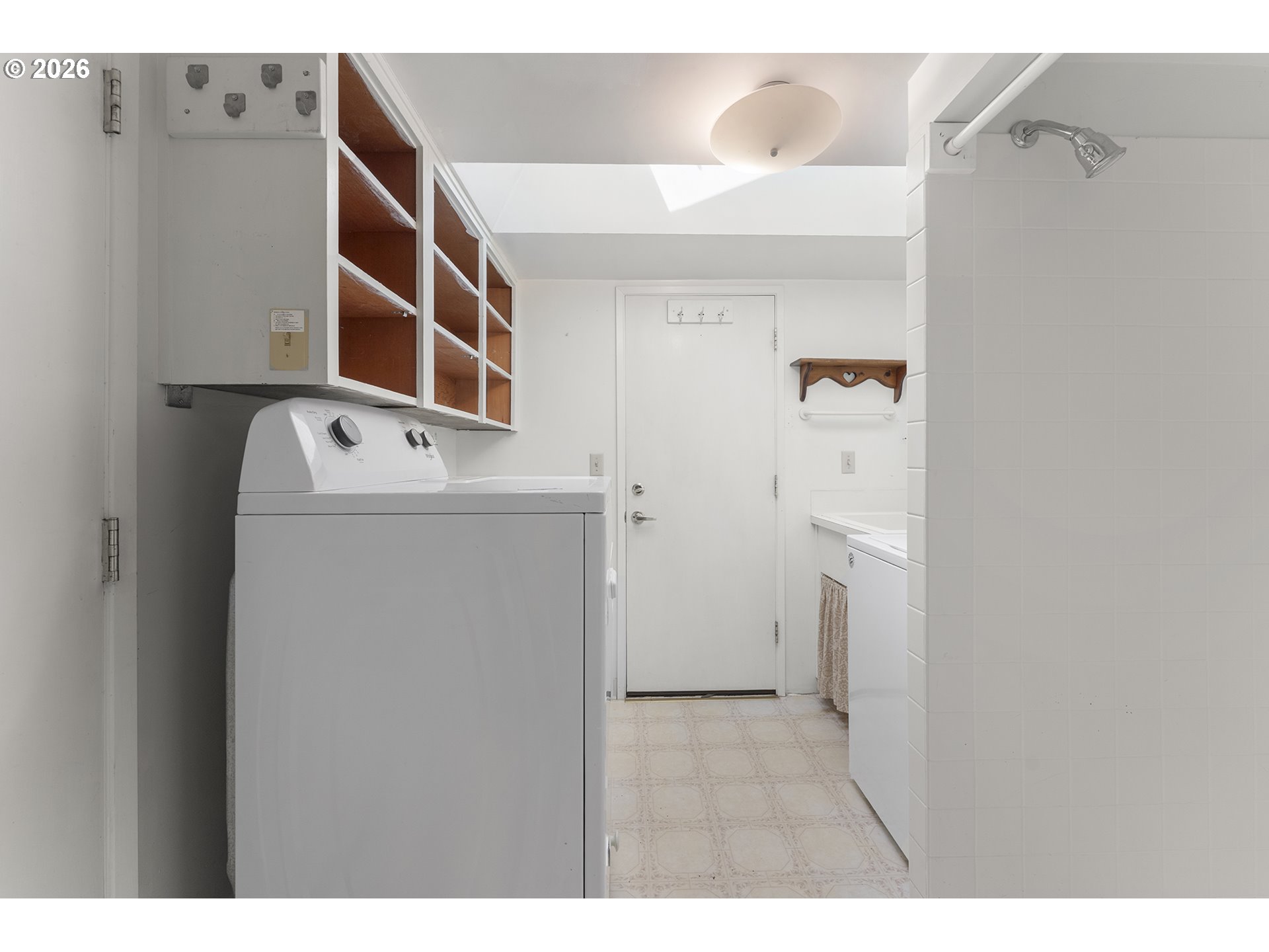 4355 Southwest 188th Avenue Beaverton, OR 97078 - Photo 19 of 42 a utility room with dryer and washer