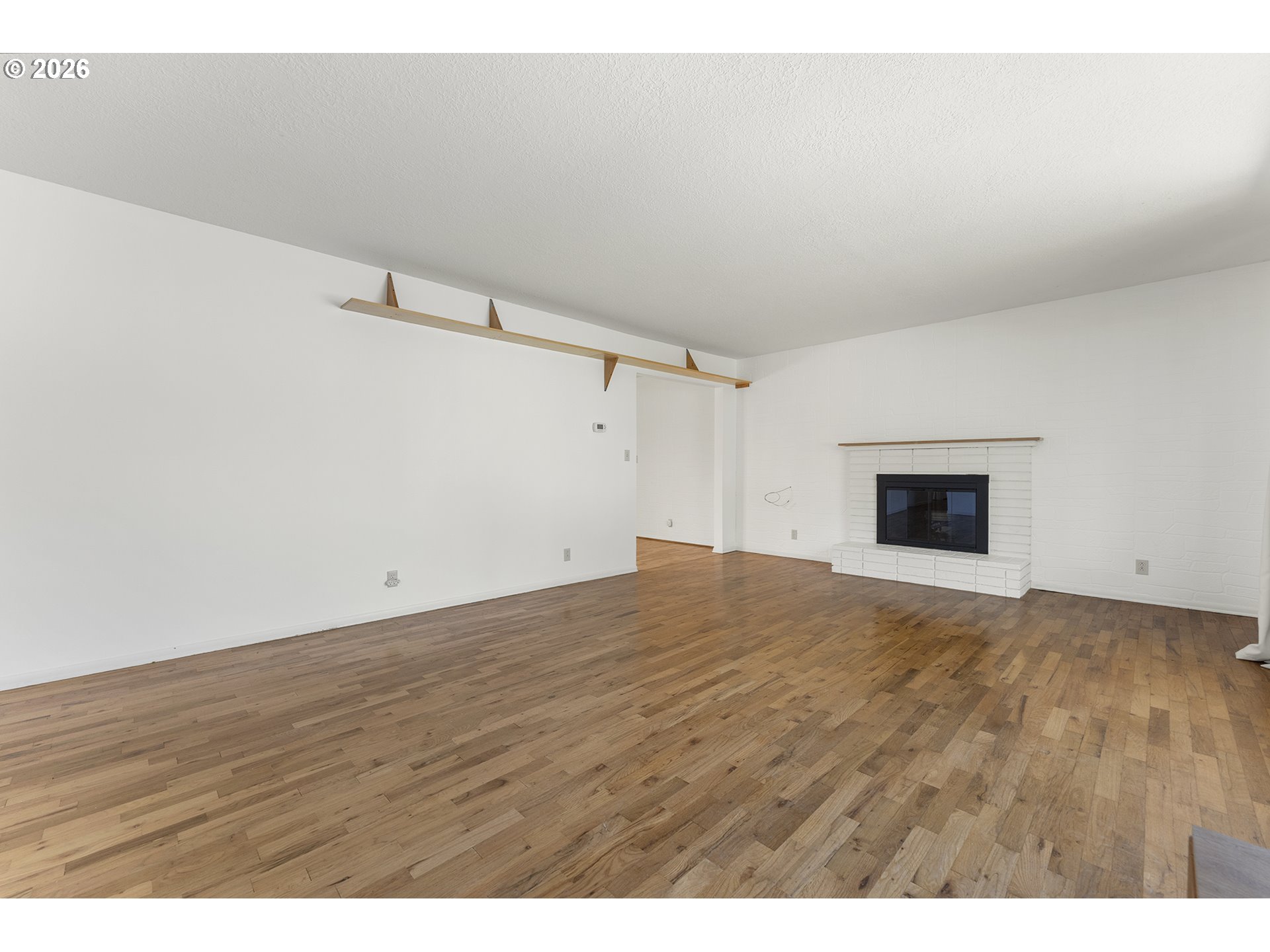 4355 Southwest 188th Avenue Beaverton, OR 97078 - Photo 8 of 42 a view of empty room
