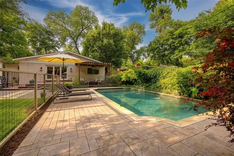 $875,000 | 10405 Lake Gardens Drive, Dallas, TX 75218
