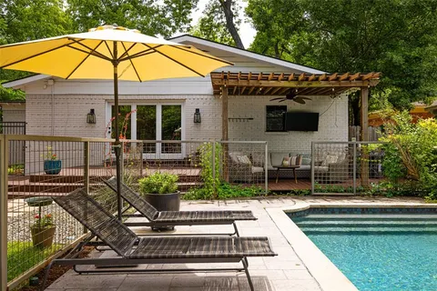 $875,000 | 10405 Lake Gardens Drive, Dallas, TX 75218