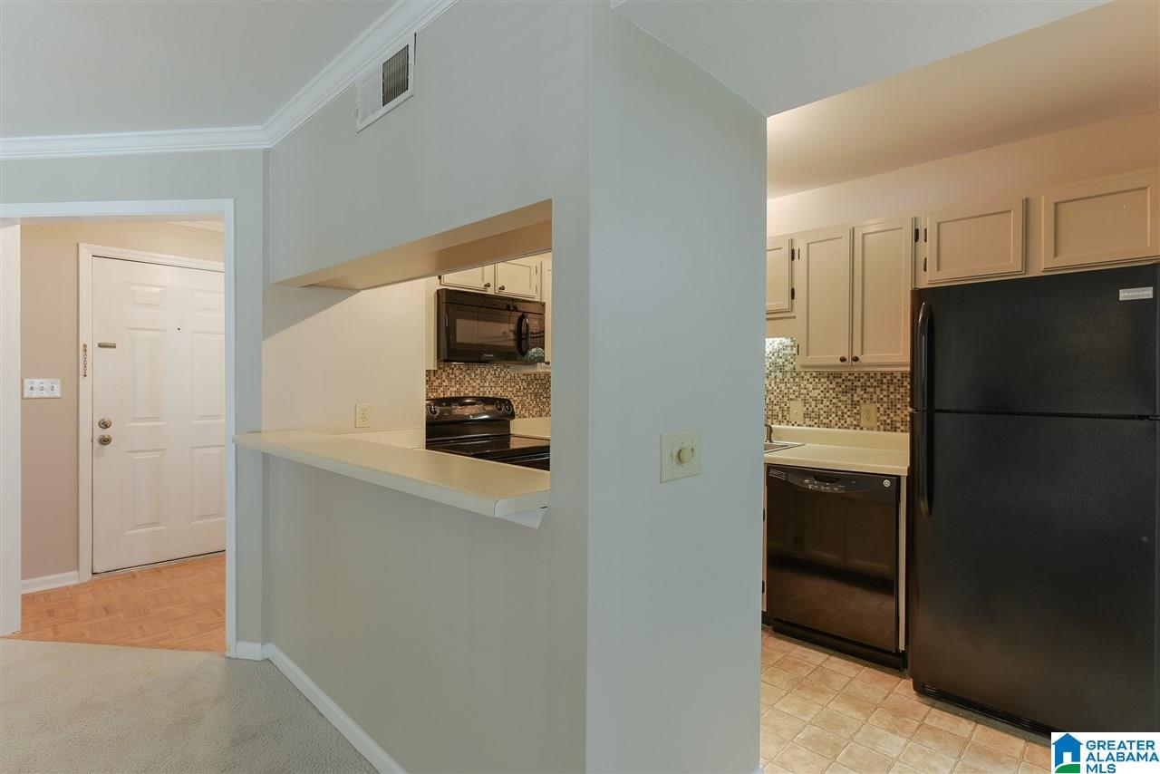 710 Gables Drive, Unit 710 Birmingham, AL 35244 - Photo 10 of 40