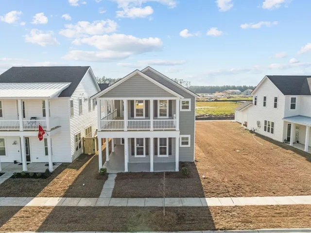 $3,850 | 1010 Yucca Street, Summerville, SC 29485