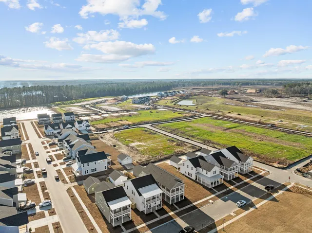 $3,850 | 1010 Yucca Street, Summerville, SC 29485