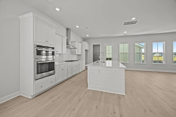 $3,250 | 1010 Yucca Street, Summerville, SC 29485