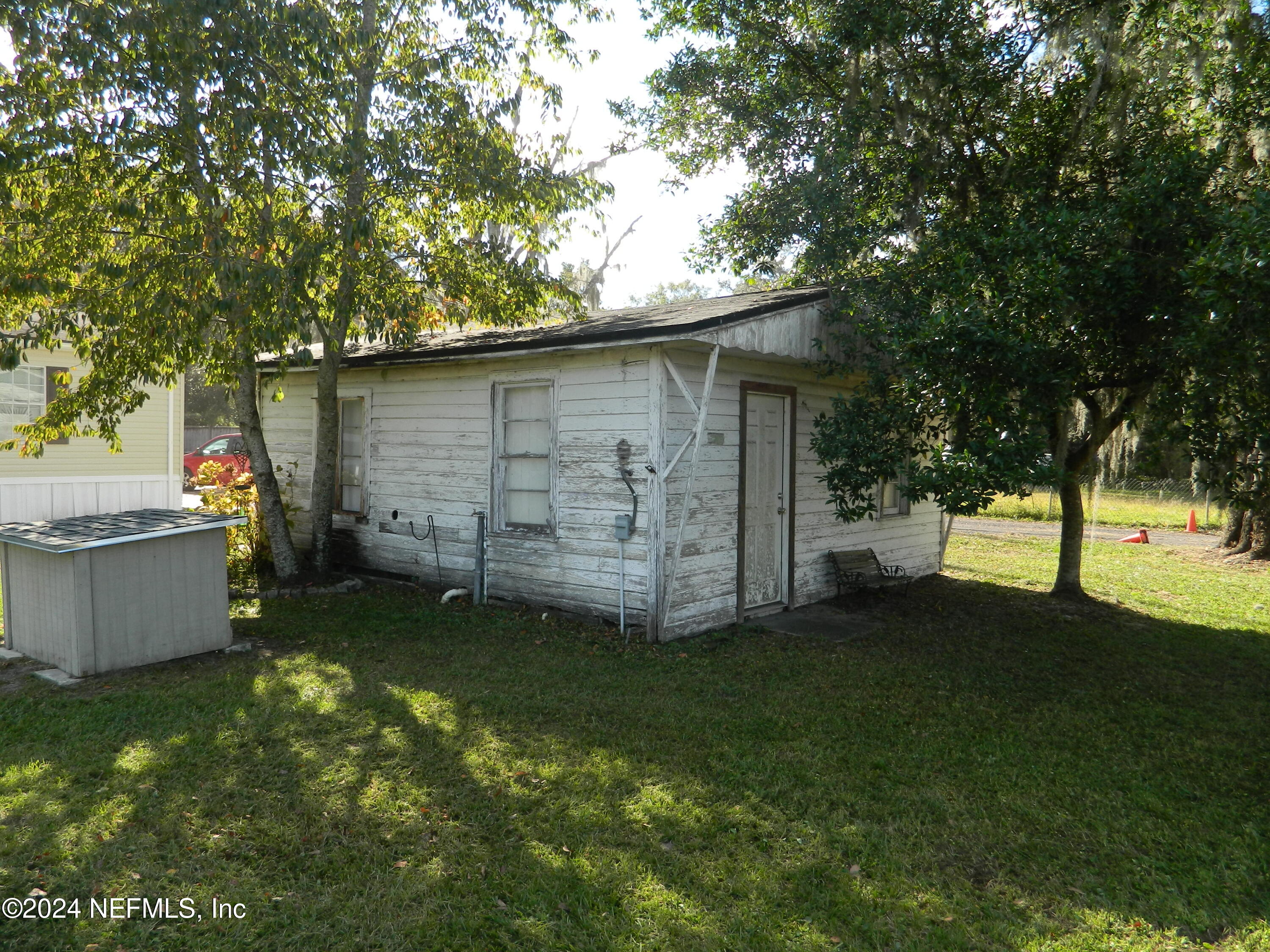 7616 Townsend Road Jacksonville, FL 32244 - Photo 7 of 38 a view of a backyard