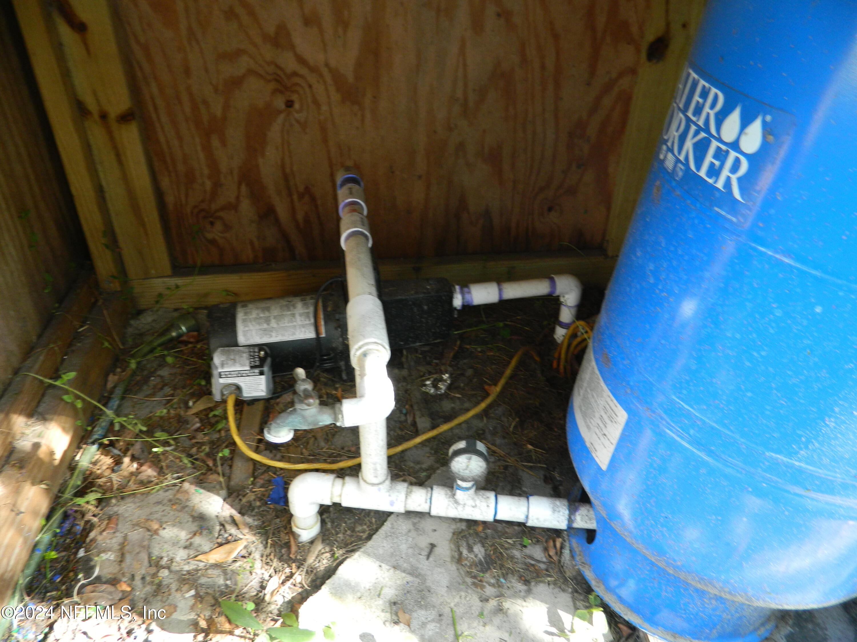7616 Townsend Road Jacksonville, FL 32244 - Photo 9 of 38 a view of entryway
