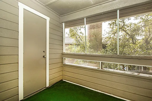 $175,000 | 1104 Riverchase Lane, Unit 204, Arlington, TX 76011