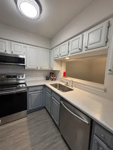 $175,000 | 1104 Riverchase Lane, Unit 204, Arlington, TX 76011