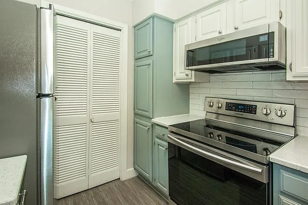 $167,500 | 1104 Riverchase Lane, Unit 204, Arlington, TX 76011