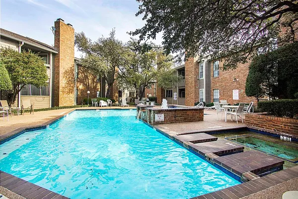 $167,500 | 1104 Riverchase Lane, Unit 204, Arlington, TX 76011