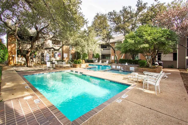 $175,000 | 1104 Riverchase Lane, Unit 204, Arlington, TX 76011